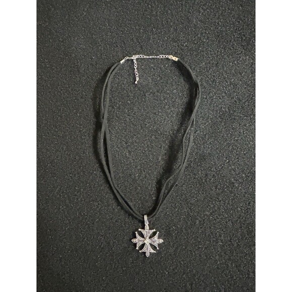 Park Lane RENAISSANCE Necklace Genuine Marcasite Maltese Cross Pendant J273 - Picture 2 of 11